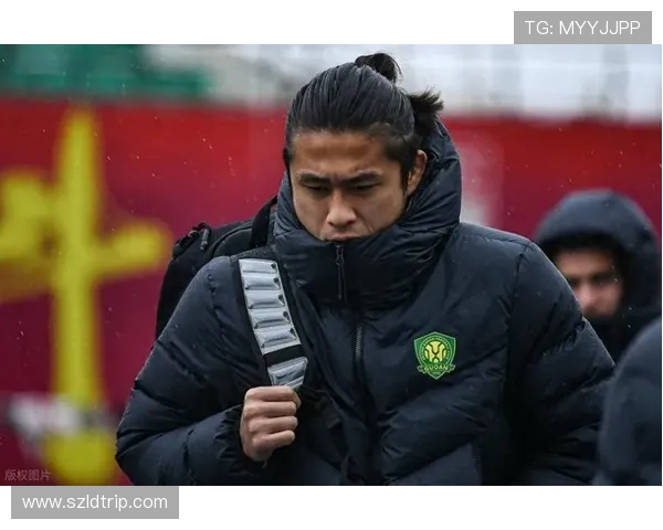 张玉宁重回赛场展现锋芒 赛季表现引发球迷与媒体热议