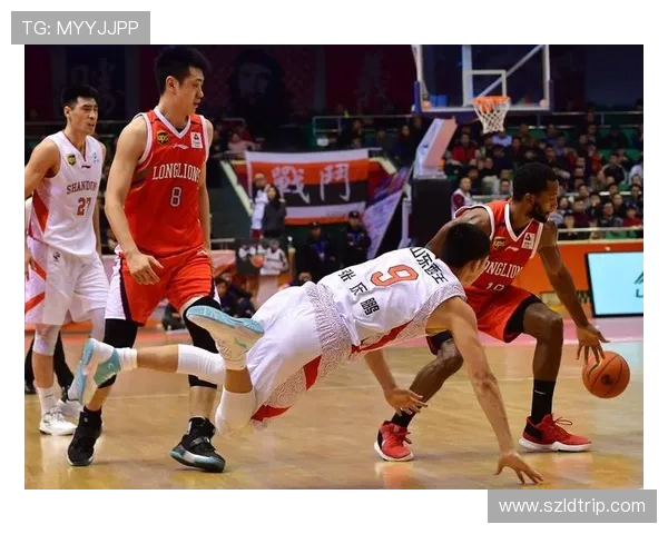 广州篮球队技术解析：从战术布局到球员配合的全景分析