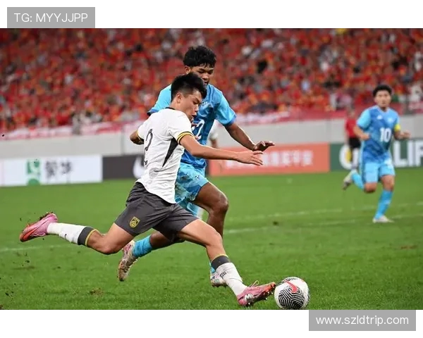 深入解析现代足球战术演变与球队协同发展及竞技表现提升关键因素